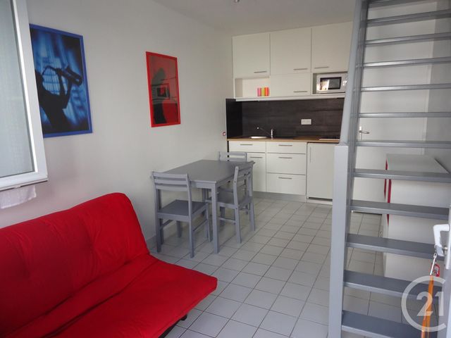 Appartement Duplex à louer - 2 pièces - 23.41 m2 - NANTES - 44 - PAYS-DE-LOIRE - Century 21 Talensac