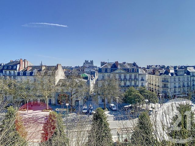 Afficher la photo en grand Appartement F2 à louer - 3 pièces - 80.47 m2 - NANTES - 44 - PAYS-DE-LOIRE - Century 21 Talensac