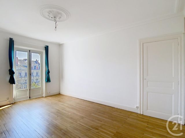 Afficher la photo en grand Appartement F2 à louer - 3 pièces - 80.47 m2 - NANTES - 44 - PAYS-DE-LOIRE - Century 21 Talensac