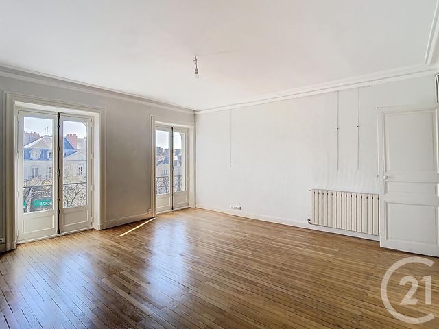 Afficher la photo en grand Appartement F2 à louer - 3 pièces - 80.47 m2 - NANTES - 44 - PAYS-DE-LOIRE - Century 21 Talensac