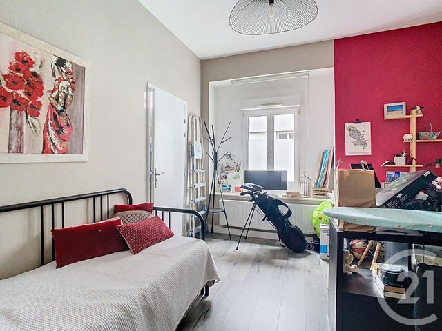 Afficher la photo en grand Appartement T3 à vendre - 3 pièces - 82.84 m2 - NANTES - 44 - PAYS-DE-LOIRE - Century 21 Talensac