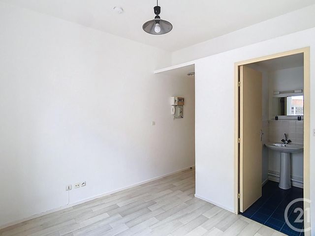 Appartement Studio à louer NANTES