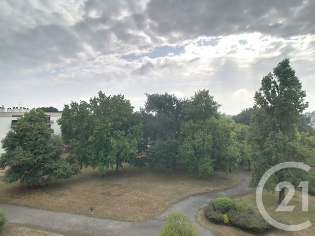 Appartement à vendre - 4 pièces - 84.14 m2 - ST HERBLAIN - 44 - PAYS-DE-LOIRE - Century 21 Talensac