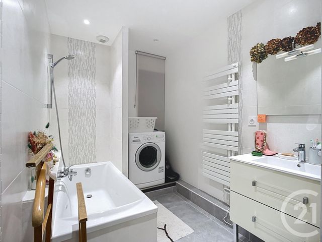 Appartement T3 à vendre - 3 pièces - 55.91 m2 - NANTES - 44 - PAYS-DE-LOIRE - Century 21 Talensac