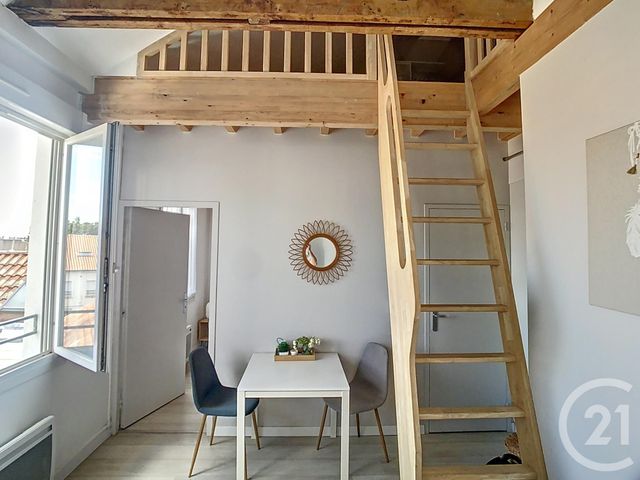 Appartement T3 à louer - 3 pièces - 25.6 m2 - NANTES - 44 - PAYS-DE-LOIRE - Century 21 Talensac