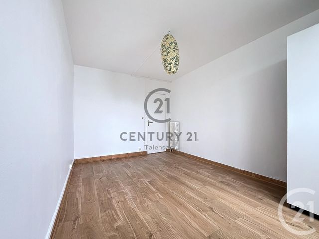 Appartement T4 à louer - 4 pièces - 72.66 m2 - NANTES - 44 - PAYS-DE-LOIRE - Century 21 Talensac