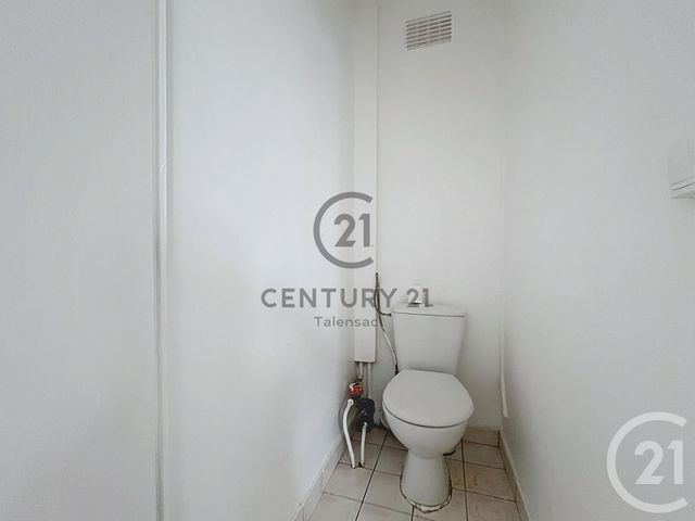 Appartement T4 à louer - 4 pièces - 72.66 m2 - NANTES - 44 - PAYS-DE-LOIRE - Century 21 Talensac