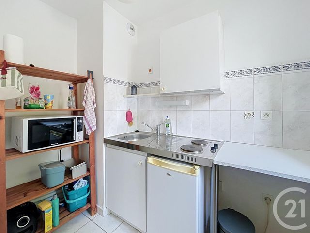 Appartement Studio à louer - 1 pièce - 24.7 m2 - NANTES - 44 - PAYS-DE-LOIRE - Century 21 Talensac