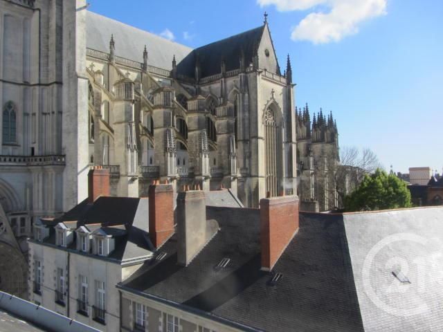 Appartement Duplex à louer - 2 pièces - 27.3 m2 - NANTES - 44 - PAYS-DE-LOIRE - Century 21 Talensac