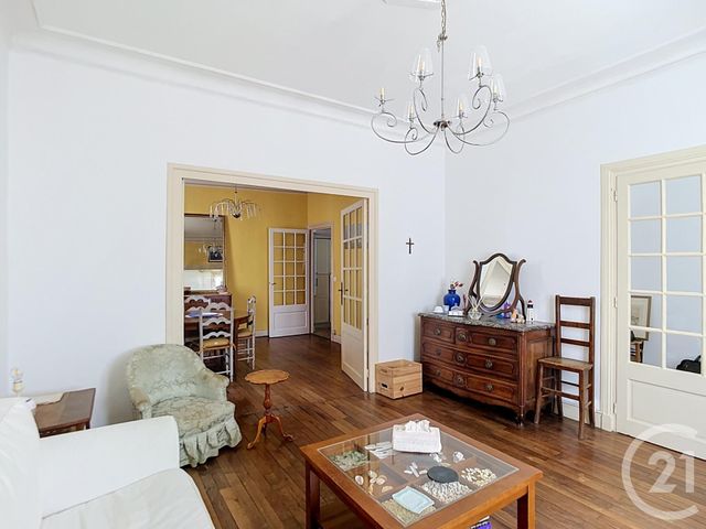 Appartement T5 à vendre - 5 pièces - 119.69 m2 - NANTES - 44 - PAYS-DE-LOIRE - Century 21 Talensac